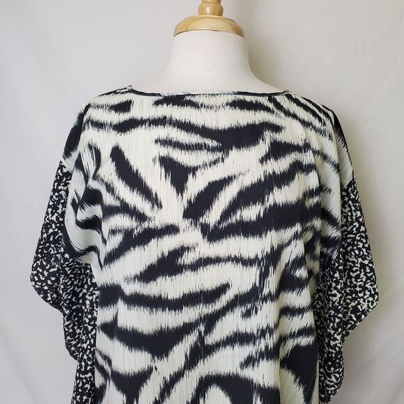 MICHAEL KORS Zebra Print Blouse Petite M/L Kaftan Black Cream Kimono Sleeve Top - Picture 2 of 5